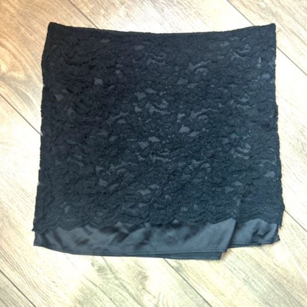 Diane von Furstenberg Women's Black Skirt